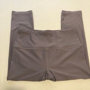 📚 2/$12 RBX Cropped Pants